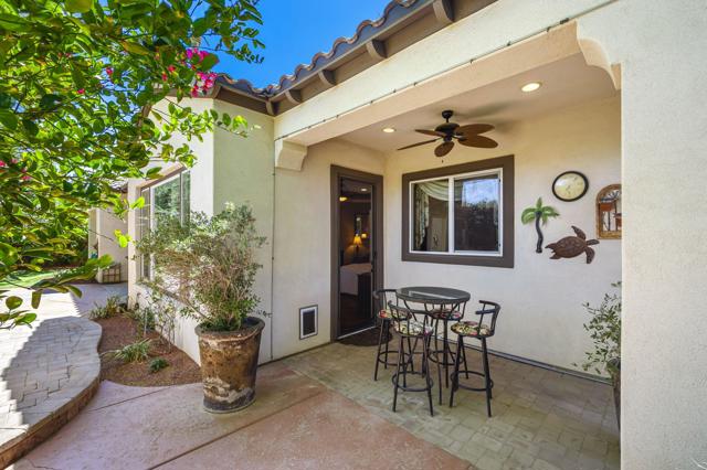 61188 Cactus Spring Drive, La Quinta CA: https://media.crmls.org/mediaz/5ddf6420-2e43-4845-a8d3-a20ab41466f3.jpg