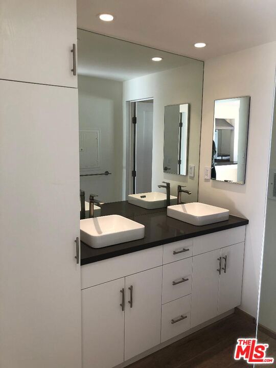 2721 2nd Street, 214 photo 10