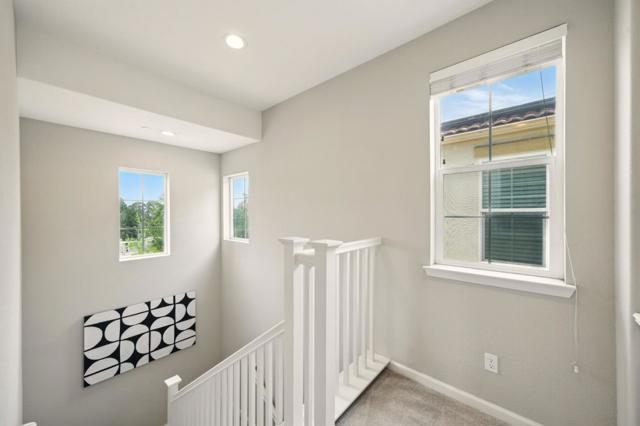 26540 Hayward Boulevard, Hayward CA: https://media.crmls.org/mediaz/5de2207c-44ca-414b-97c8-b8301d9a02f0.jpg