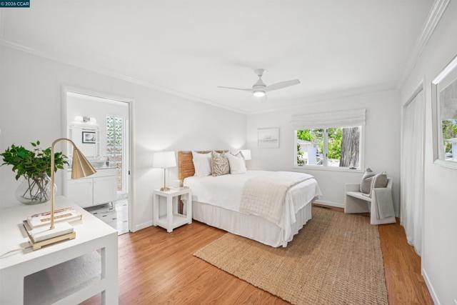 3231 Camino Colorados, Lafayette CA: https://media.crmls.org/mediaz/5de2c4f2-47cb-468f-bc3e-f8a258e1d271.jpg