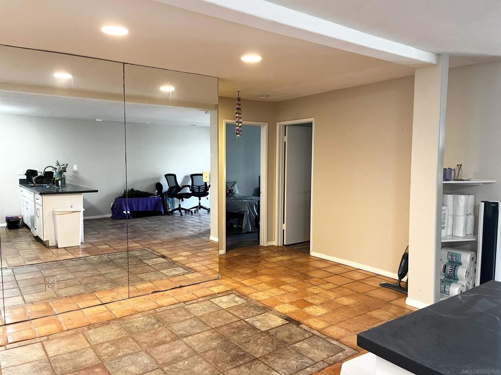 8332 Regents Rd - photo 11