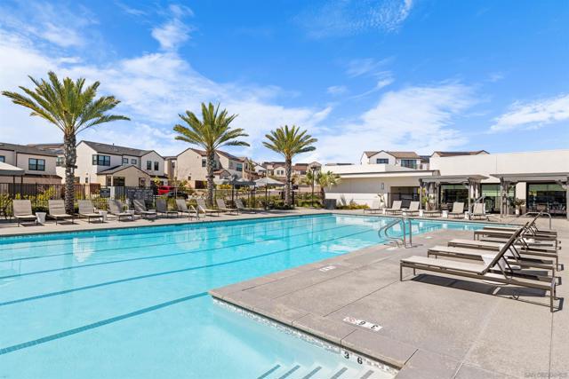 6183 Summit Crest Circle, San Diego CA: https://media.crmls.org/mediaz/5de38021-8aa6-40a9-a3bd-e04ef3304129.jpg