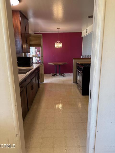 Detail Gallery Image 10 of 30 For 4117 S C St, Oxnard,  CA 93033 - 3 Beds | 2 Baths