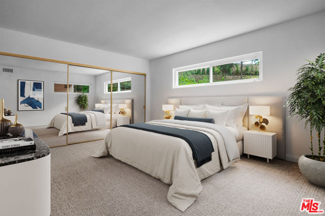 2925 Dona Susana Drive, Studio City CA: https://media.crmls.org/mediaz/5de6f523-c7de-41db-be3d-7e21419703e3.jpg