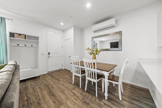 Detail Gallery Image 9 of 28 For 936 Cooper Pl, San Diego,  CA 92102 - 3 Beds | 2/1 Baths