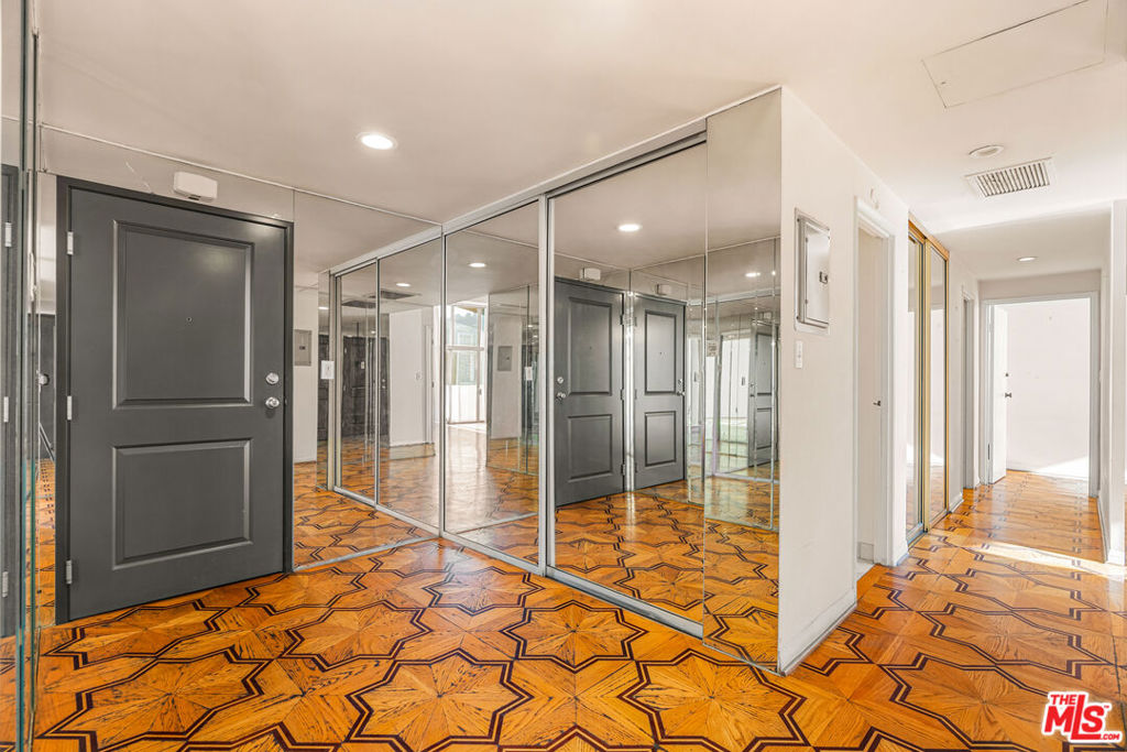 MLS #26866019 image #24