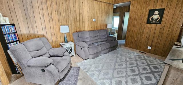 556 Millpond Drive, San Jose CA: https://media.crmls.org/mediaz/5de8fa20-8838-4fdd-ad87-b393d4cfa87b.jpg