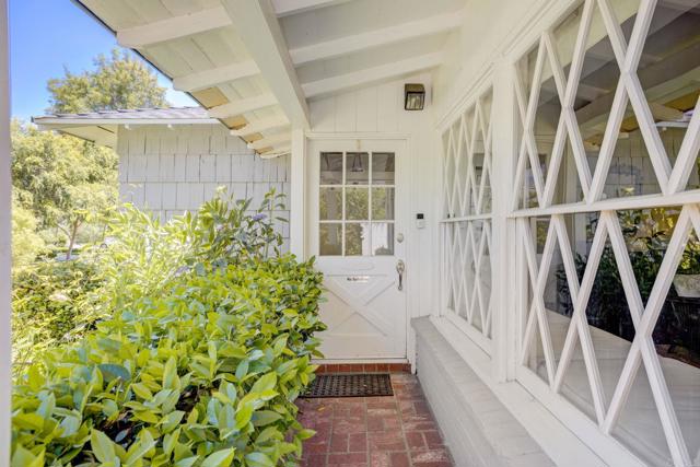 Detail Gallery Image 6 of 64 For 4243 Rhodes Ave, Studio City,  CA 91604 - 3 Beds | 3 Baths