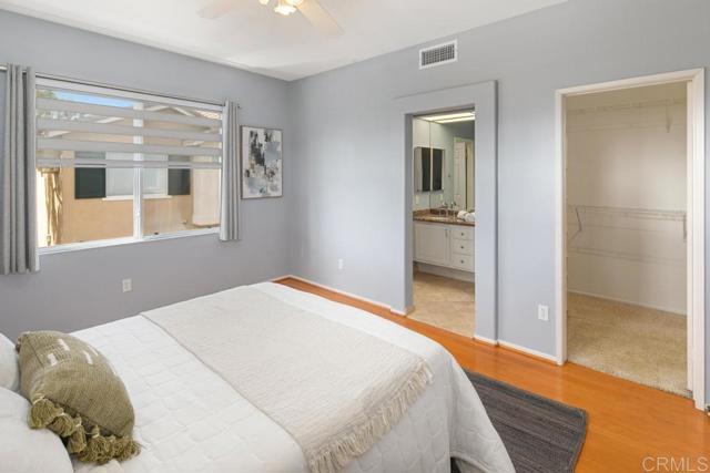 4104 Via Candidiz, San Diego CA: https://media.crmls.org/mediaz/5deac4d2-50b7-47ff-8237-61975446e2d7.jpg