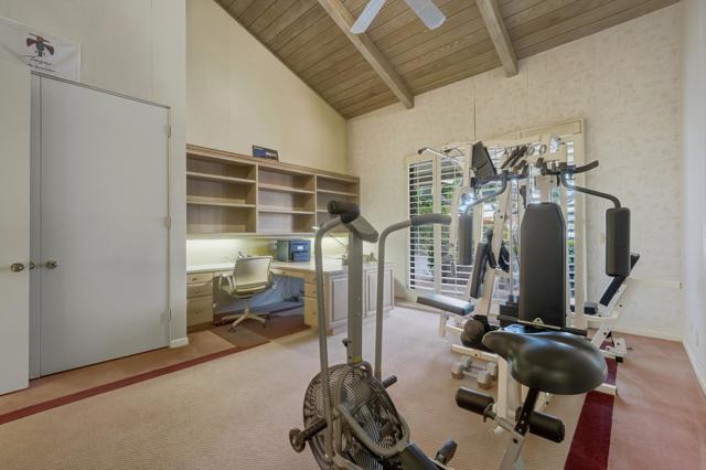 71170 W Thunderbird Terrace, Rancho Mirage CA: https://media.crmls.org/mediaz/5deb2b0d-d213-4602-8109-19baac41440f.jpg