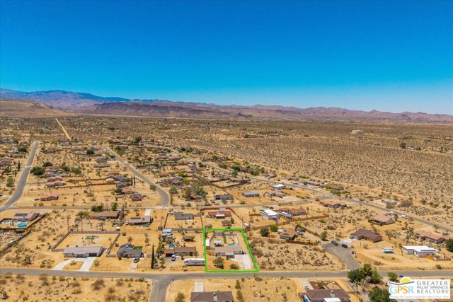 3662 Balsa Avenue, Yucca Valley CA: https://media.crmls.org/mediaz/5dec6821-821c-4d07-b36b-a95abcbdabc1.jpg