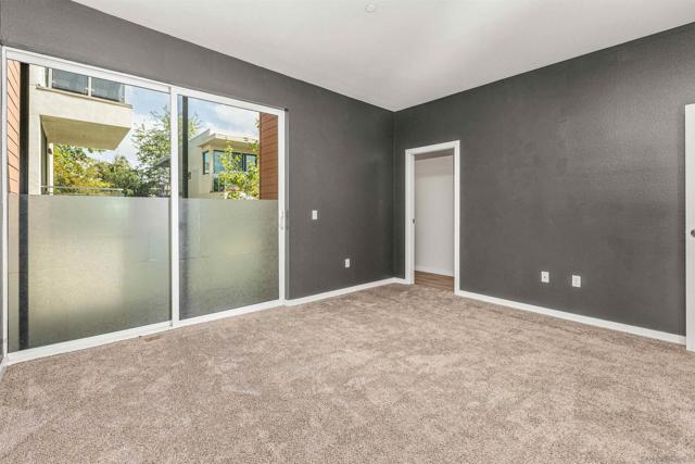 2879 B St, San Diego CA: https://media.crmls.org/mediaz/5decdd0e-684d-4e63-865b-d65164a1f0cc.jpg