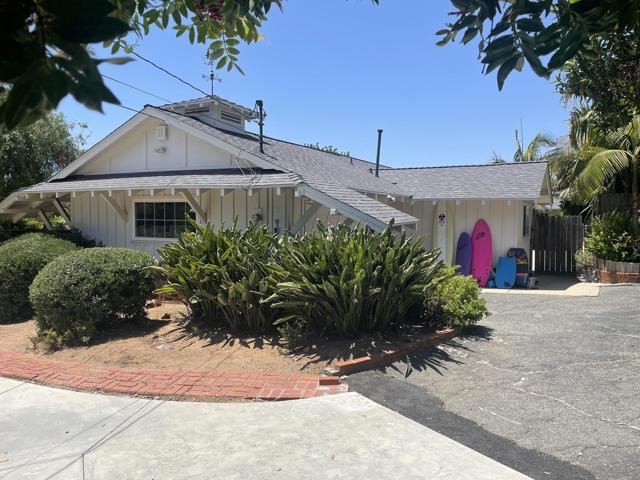 1706 Grandview St., Oceanside CA: https://media.crmls.org/mediaz/5decde1b-d17e-4e98-a1cc-e3337d22c206.jpg