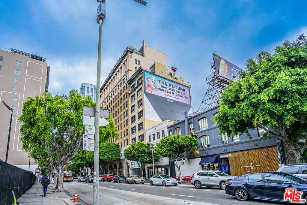 812 S Spring Street 2, Los Angeles, CA 90014