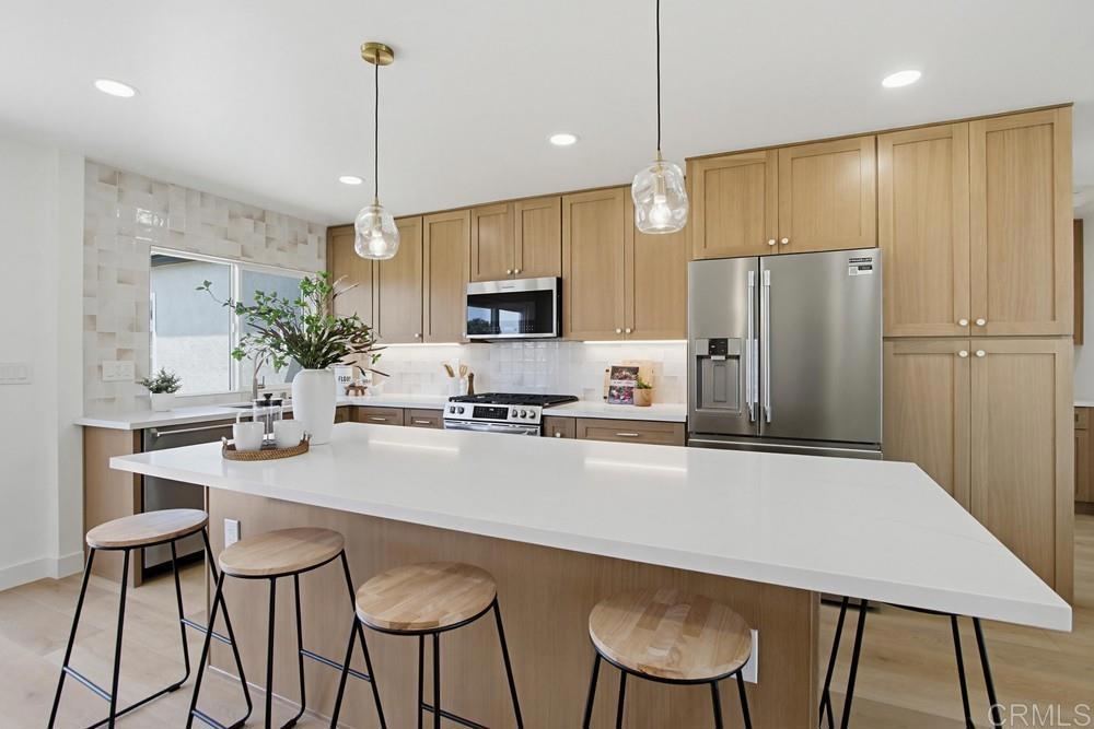 4614 Winona Avenue - photo 11