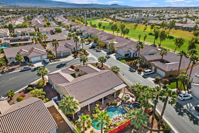 40613 Corte Los Cerritos, Indio CA: https://media.crmls.org/mediaz/5defeb54-74a4-4234-b967-567c3e171158.jpg
