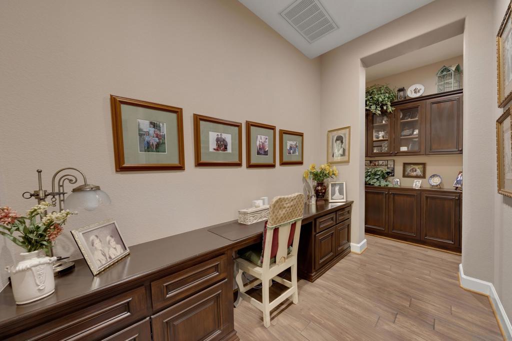 MLS #250027889SD image #39