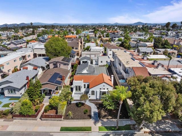 4551 Maryland Street, San Diego CA: https://media.crmls.org/mediaz/5df06230-df4b-4026-945d-91f37dc99ab9.jpg