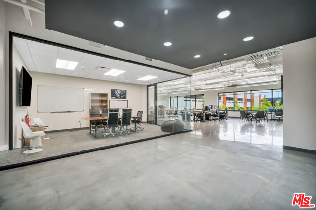  Commercial for Sale in El Segundo, California