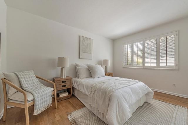 11902 Shasta Spring Court, Cupertino CA: https://media.crmls.org/mediaz/5df0b611-82dc-4ecd-966b-5202aec8189e.jpg
