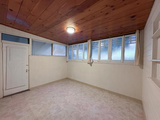 8787 Highway 9, Ben Lomond CA: https://media.crmls.org/mediaz/5df0ec70-fdf2-4e01-a049-90c33c5860cf.jpg