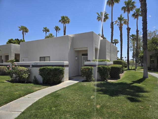 28548 Taos Court, Cathedral City CA: https://media.crmls.org/mediaz/5df10dac-4a35-4342-87d1-29877067a59a.jpg