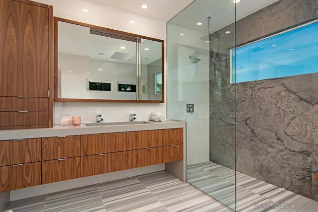 927 Tingley Lane, San Diego CA: https://media.crmls.org/mediaz/5df11266-01a8-426c-acc3-7bfbf448ae43.jpg