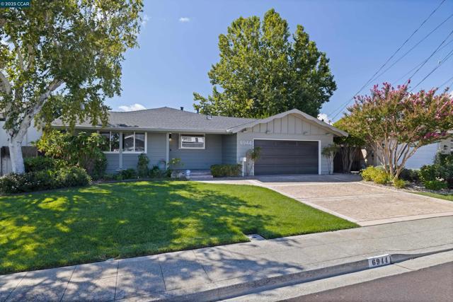 6944 Cedar Ln, Dublin CA: https://media.crmls.org/mediaz/5df153da-bc14-47a6-bfe8-eb92ae8f6b1b.jpg