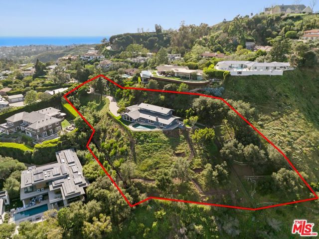 5 Bed Home for Sale in Pacific Palisades, California