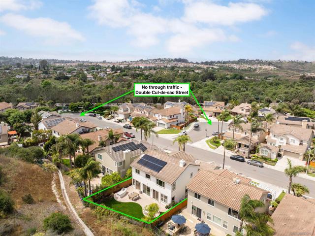 5077 Ashberry, Carlsbad CA: https://media.crmls.org/mediaz/5df1be62-90bc-47d3-b52f-70d8367cdf5b.jpg