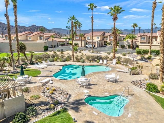 78487 Magenta Drive, La Quinta CA: https://media.crmls.org/mediaz/5df20345-e6b8-46bc-8843-e316c08d6449.jpg