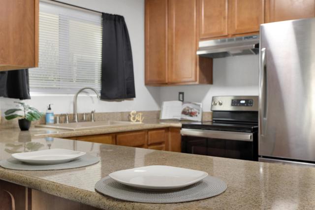 830 W Lincoln Avenue, Escondido CA: https://media.crmls.org/mediaz/5df2a34e-7bb4-4245-b640-bea88d9a2b81.jpg