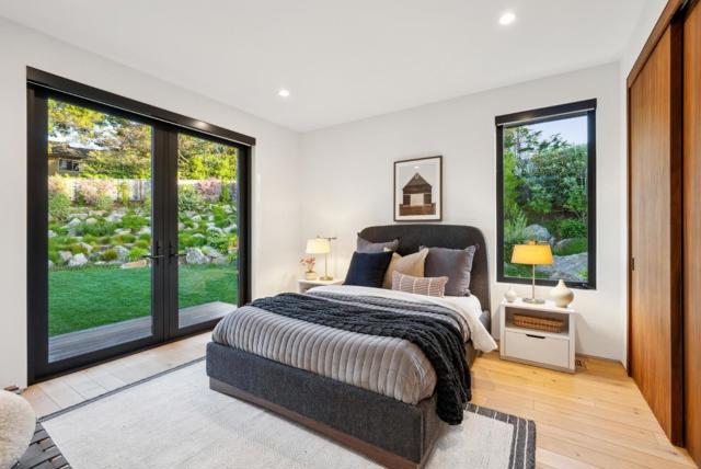 855 Darrell Road, Hillsborough CA: https://media.crmls.org/mediaz/5df2b246-09e6-42c0-bae8-15847decefd5.jpg