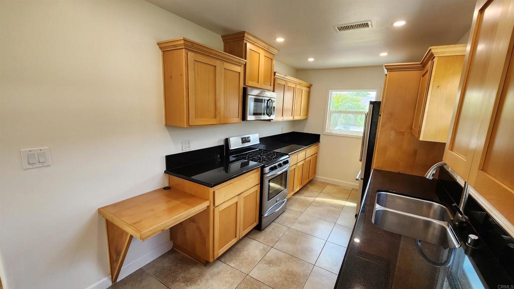 6621 Birchwood Street - photo 8