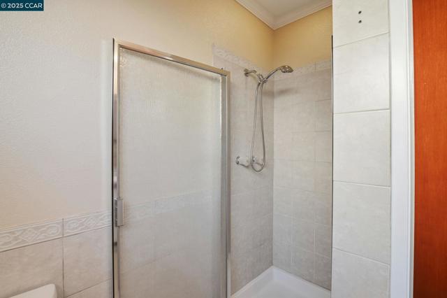 931 N Camino Alto Drive, Vallejo CA: https://media.crmls.org/mediaz/5df36314-a9cf-4e6b-baf9-57a4ef04acc9.jpg
