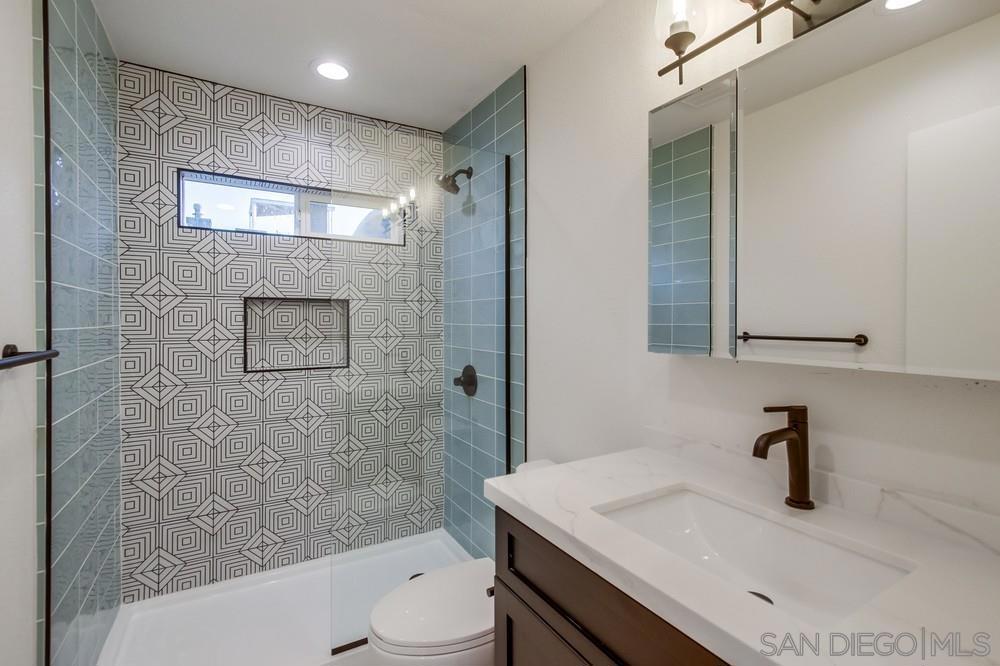 MLS #250032138SD img 70