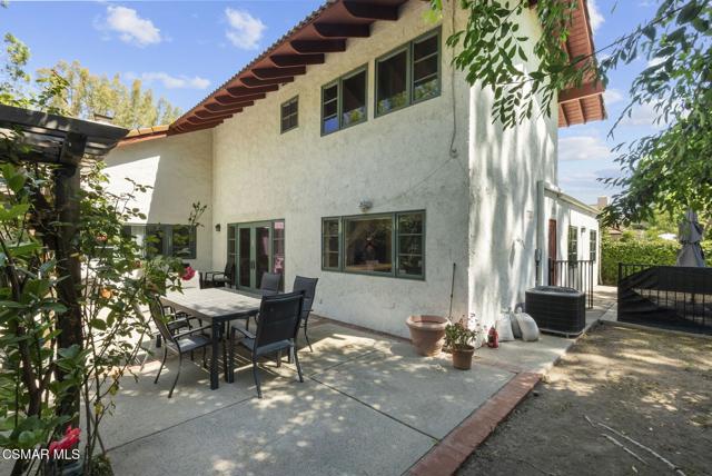 4411 Regents Court, Westlake Village CA: https://media.crmls.org/mediaz/5df567d3-2e81-4510-b113-78cc44b205b5.jpg