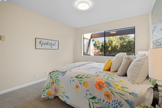 39219 Guardino Dr, Fremont CA: https://media.crmls.org/mediaz/5df626f5-0328-453b-9df1-e6b1dbadabcd.jpg