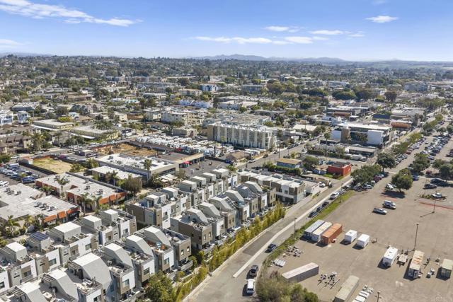 Detail Gallery Image 39 of 57 For 2563 State St, Carlsbad,  CA 92008 - 2 Beds | 2/2 Baths