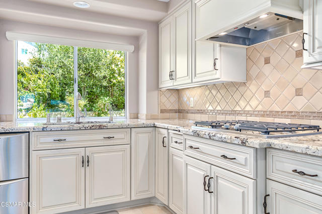 3041 Three Springs Drive, Westlake Village CA: https://media.crmls.org/mediaz/5df661d4-2c9c-4486-b90f-83bb2f26daf7.jpg
