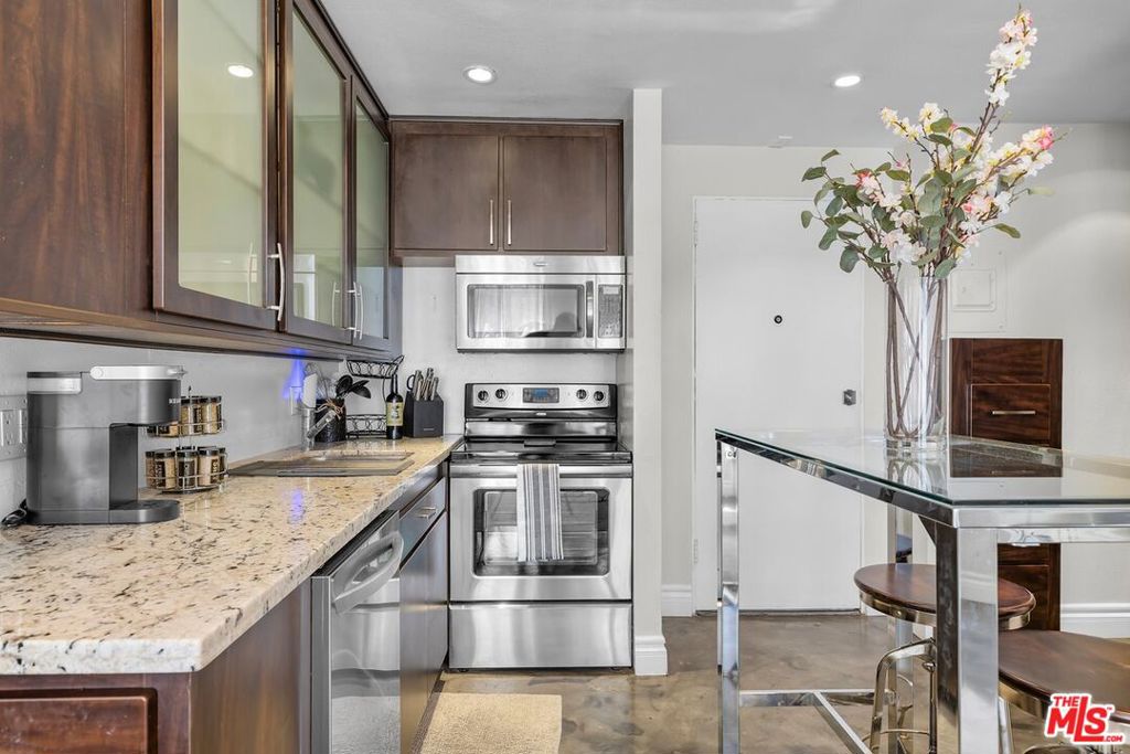 140 Linden Avenue #615