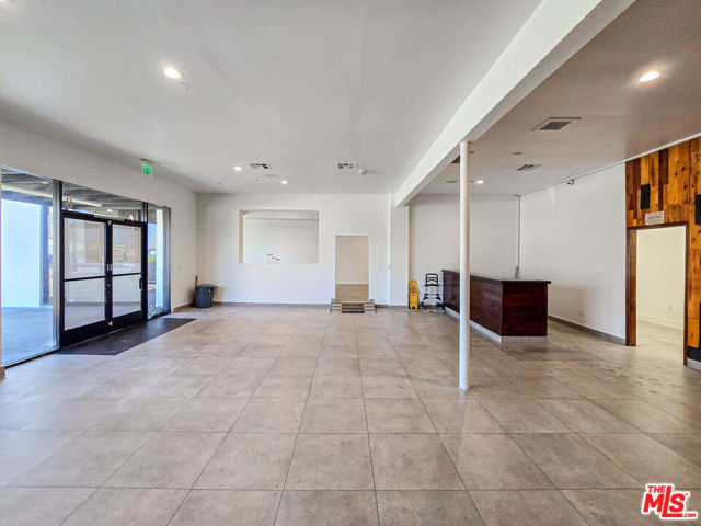  Commercial for Sale in Los Angeles, California