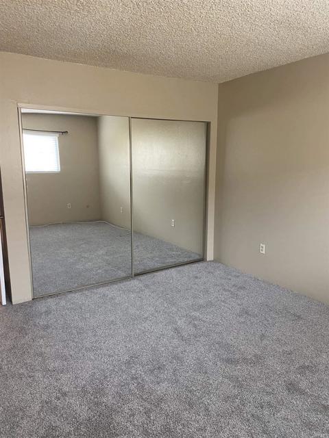 Image 13 of 22 For 1149 Emerald Avenue