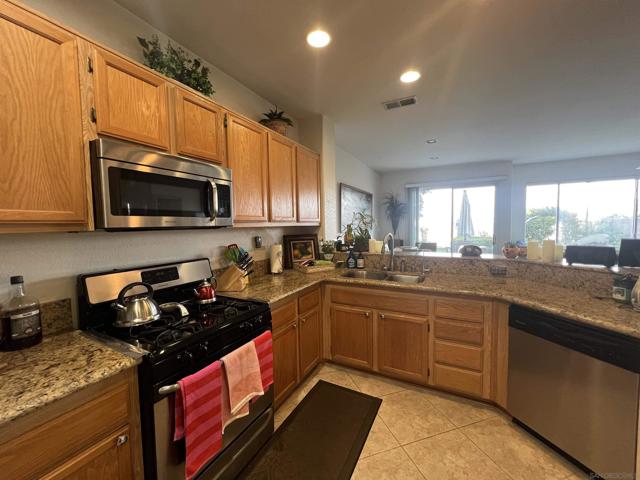 Image 3 of 22 For 10948 Ivy Hill Dr  6
