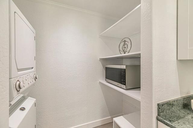 264 N Whisman Road, Mountain View CA: https://media.crmls.org/mediaz/5dfac334-d0dc-4d46-952a-2fbd4d9b7681.jpg