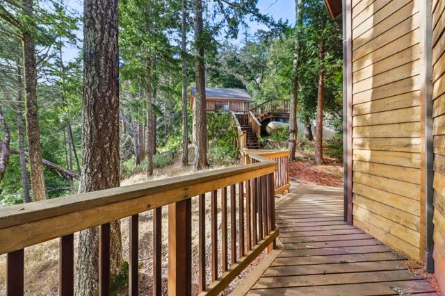 16501 Skyline Boulevard, Woodside CA: https://media.crmls.org/mediaz/5dfba1f1-0d65-4898-a3ca-941fdc4cecfa.jpg