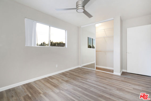 1102 W Calle Del Sol, Azusa CA: https://media.crmls.org/mediaz/5dfdfb1d-617b-462b-a0ce-980e9f3cf78c.jpg