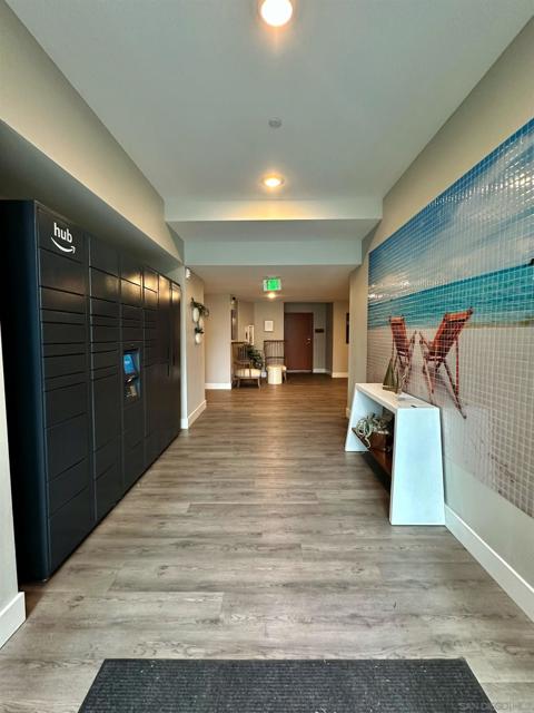 3909 Voltaire St, San Diego CA: https://media.crmls.org/mediaz/5dff72d3-615e-4caf-8891-5239a3333a20.jpg
