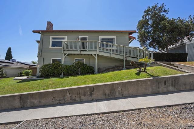 1821 25 Cypress Ave, San Diego CA: https://media.crmls.org/mediaz/5e00102e-d6bc-46f4-89d8-60c255b55c1e.jpg