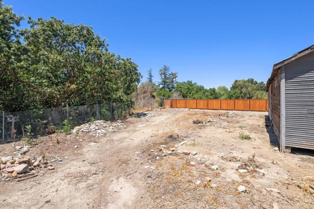 850 Calhoun Street, San Jose CA: https://media.crmls.org/mediaz/5e005178-72d2-4bdb-b262-671767c7b27f.jpg